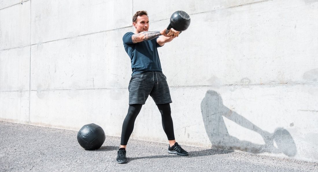 20-Minute Kettlebell Workout to Keep Your Fat-Burning Going